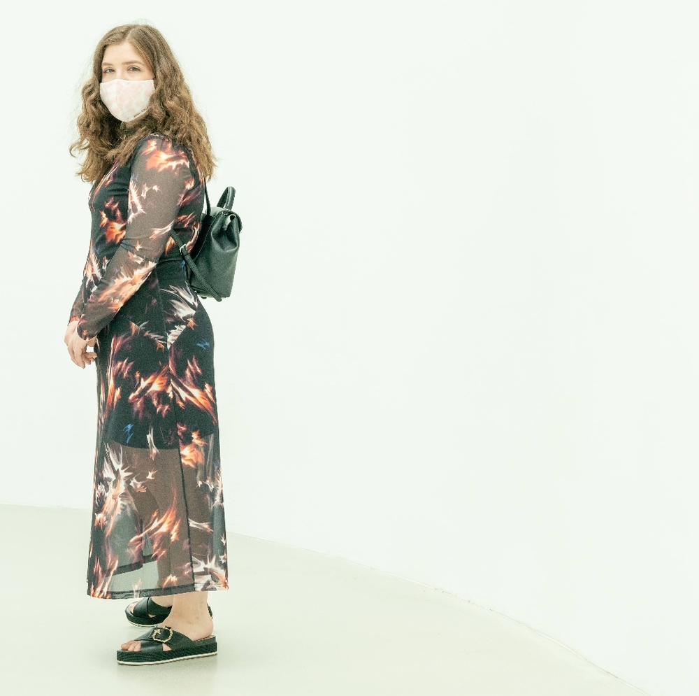 Meet your Posher, Flo